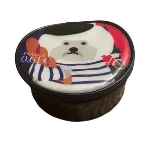 Round Cosmetics Case by Missha